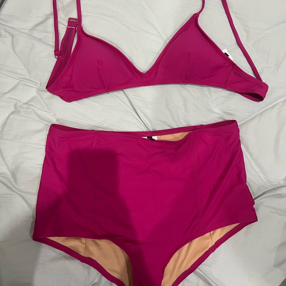 Excellent condition JCrew bathing suit.